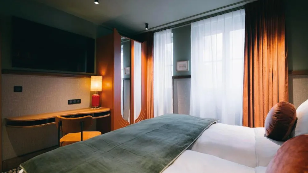 Chambre-hotel-175-la-seve-paris-par-frenchospitality Chambre hotel 1.75 la seve paris par frenchospitality
